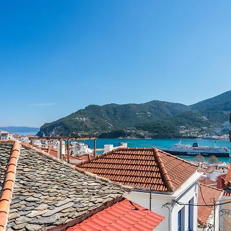 To Koukounari * Skopelos