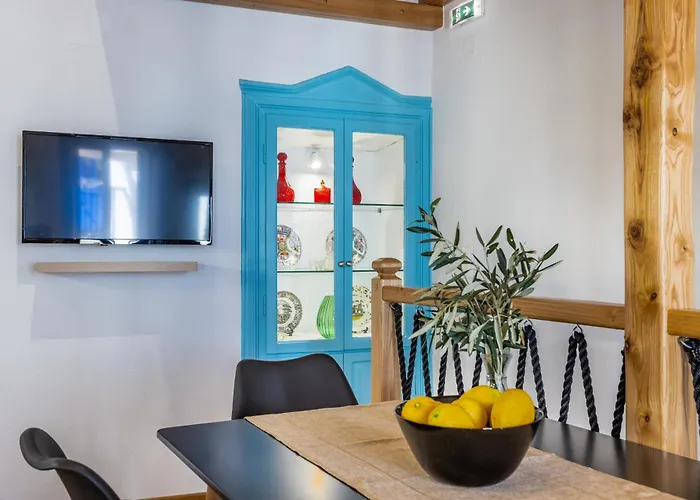 To Koukounari Skopelos